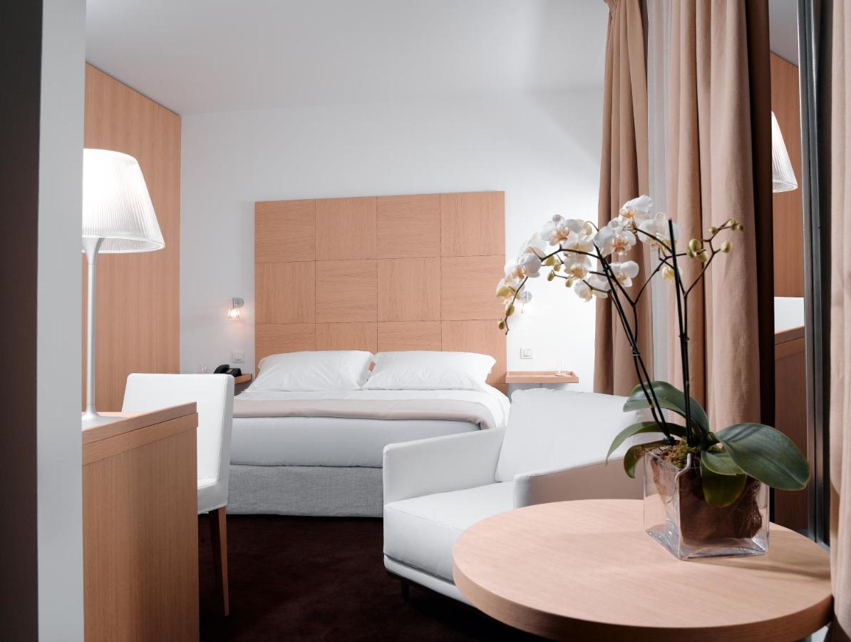 hotel alzinn city luxembourg chambre
