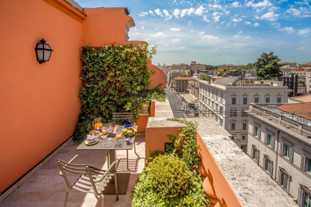 hotel nazionale 51 groupe rome italie terrasse