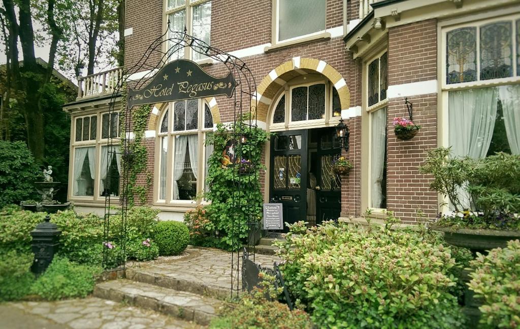 hôtel pegasus apeldoorn en plein air