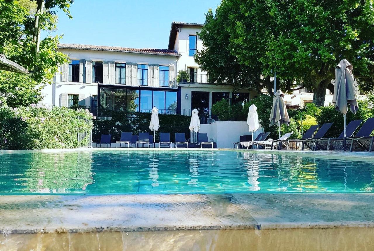 les lodges sainte victoire hotel & spa aix en provence provence piscine