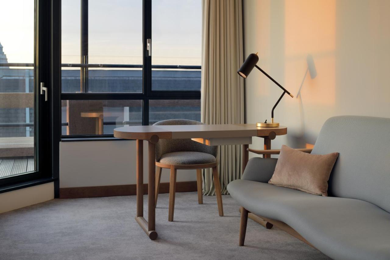 movenpick hotel den haag bureau