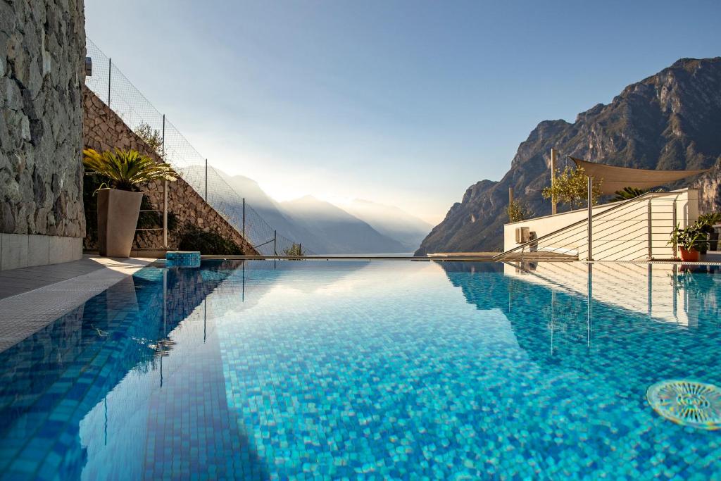 hôtel agritur acetaia gourmet & relax tenno lac de garde piscine
