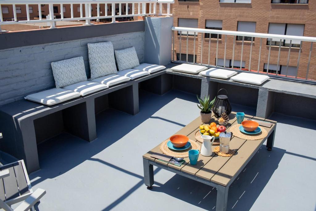 cabanyal 3 chambres wifi ac terrasse plage penthouse valencia patio