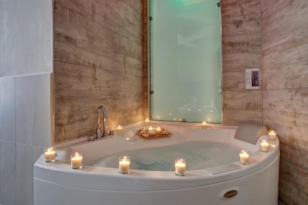 hôtel corso boutique chambres de luxe rome salle de bain