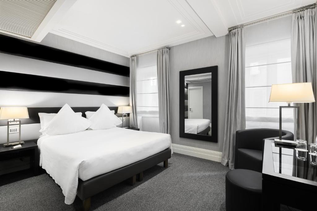 hotel mancino 12 rom bed