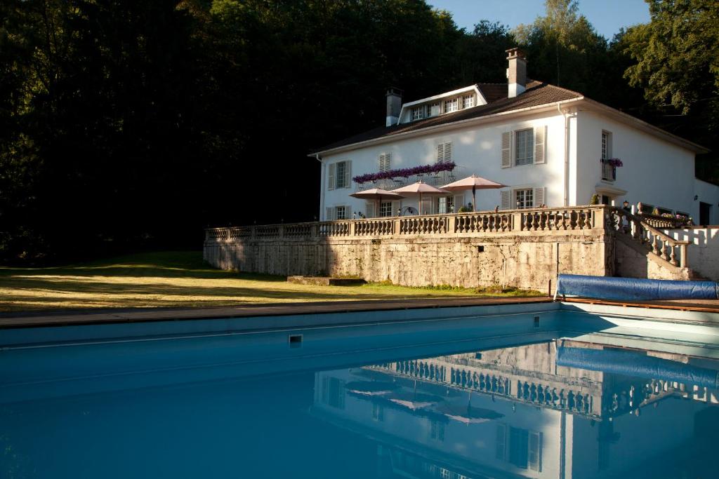 Villa Moncoeur Vogesen Pool