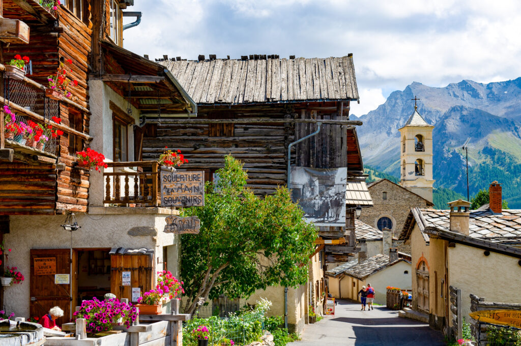 hotel dans les alpes